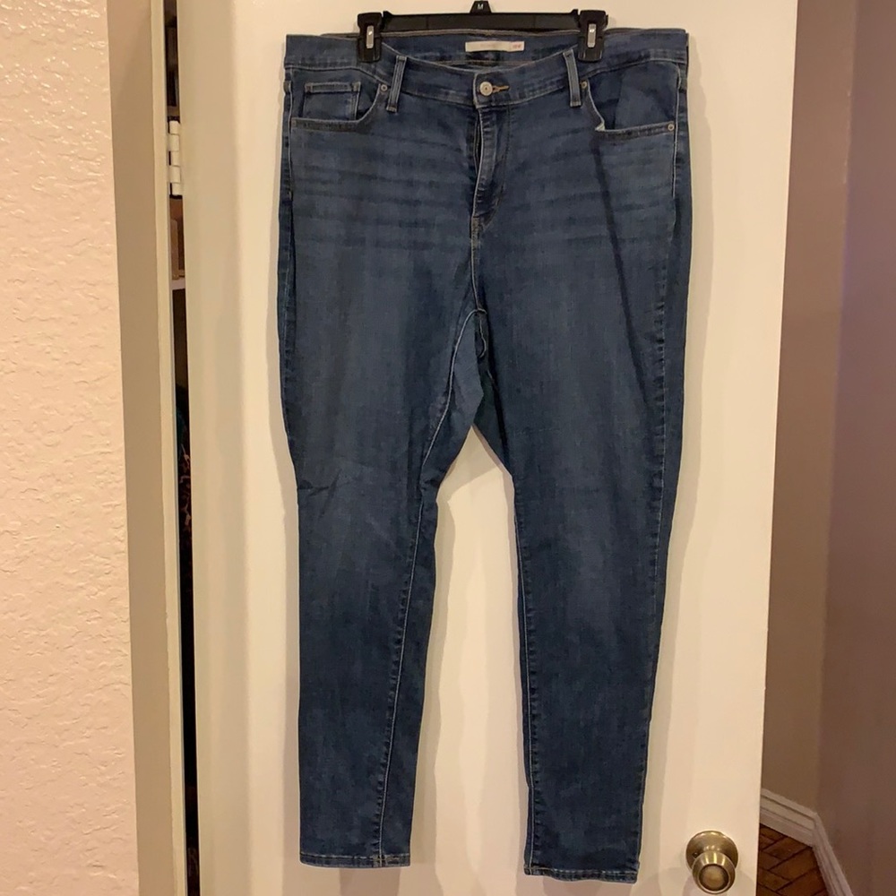 Women’s size 18w blue jean Levi’s